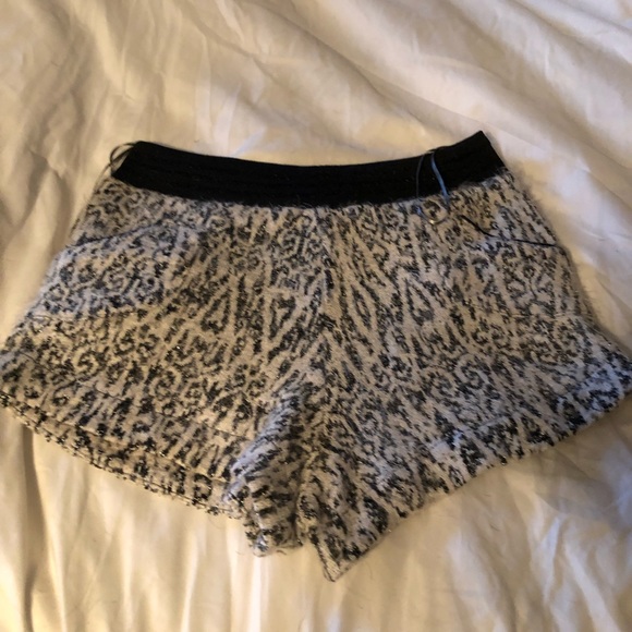 Leopard Print Shorts - Picture 7 of 9